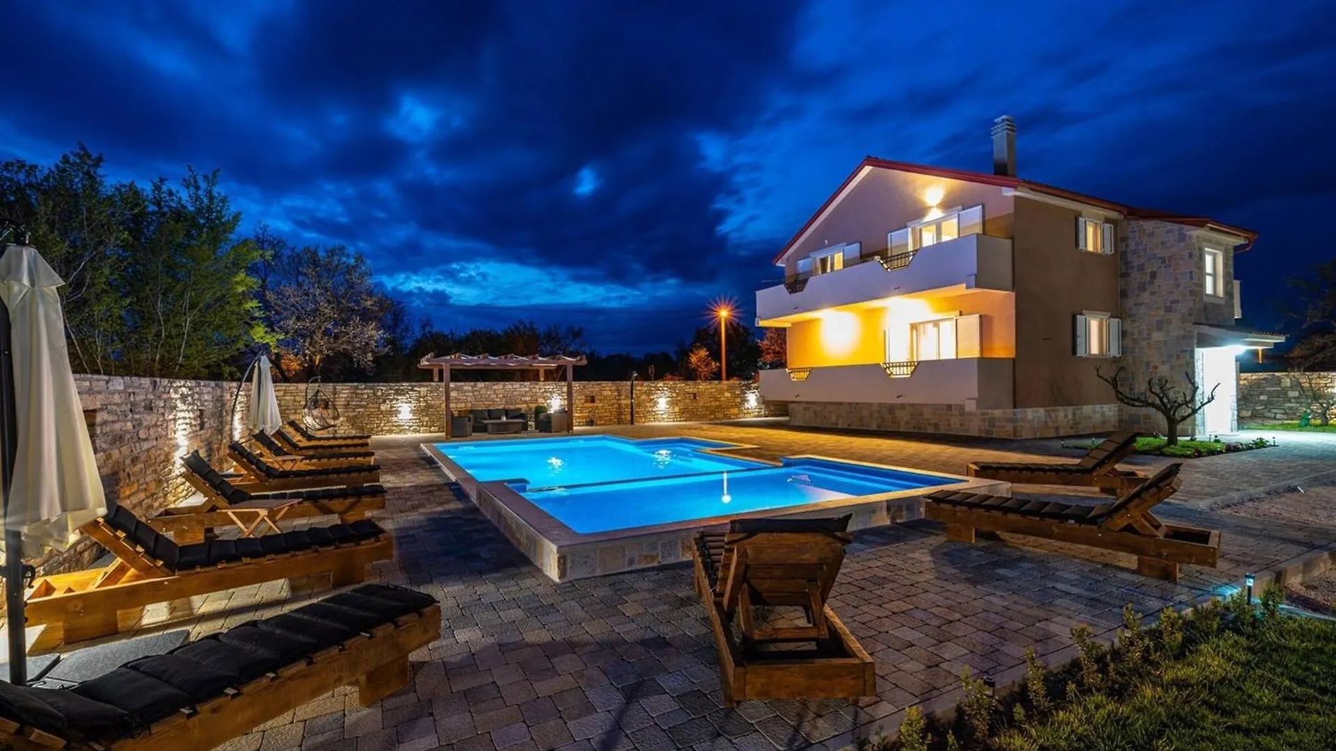 My Dalmatia - Luxury Villa Escape With Private Pool, Game Room And Home Gym Perusic Benkovacki