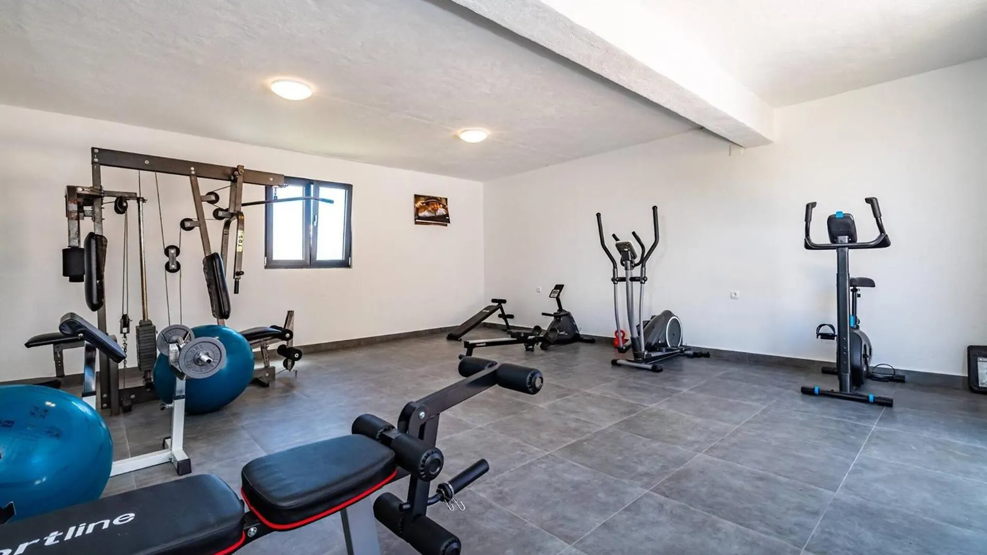 My Dalmatia - Luxury Villa Escape With Private Pool, Game Room And Home Gym Perusic Benkovacki Croatia