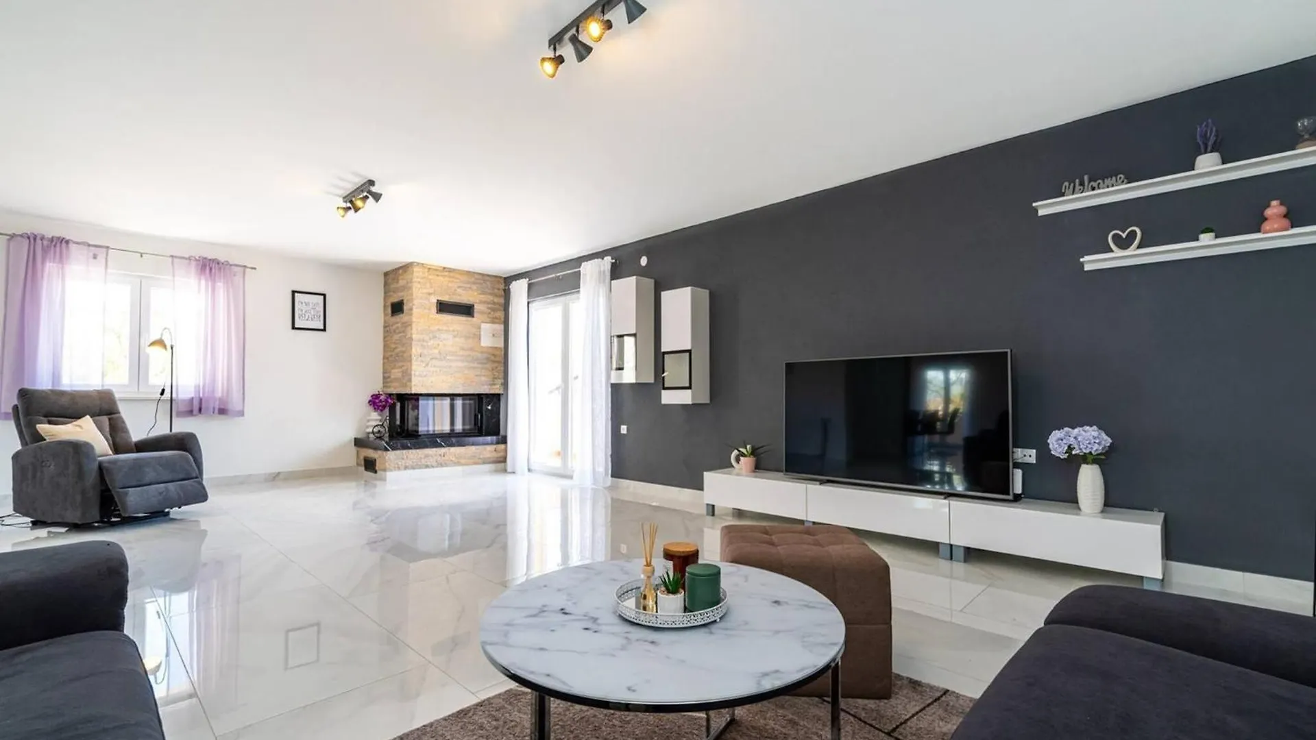 My Dalmatia - Luxury Villa Escape With Private Pool, Game Room And Home Gym Perusic Benkovacki 0*,