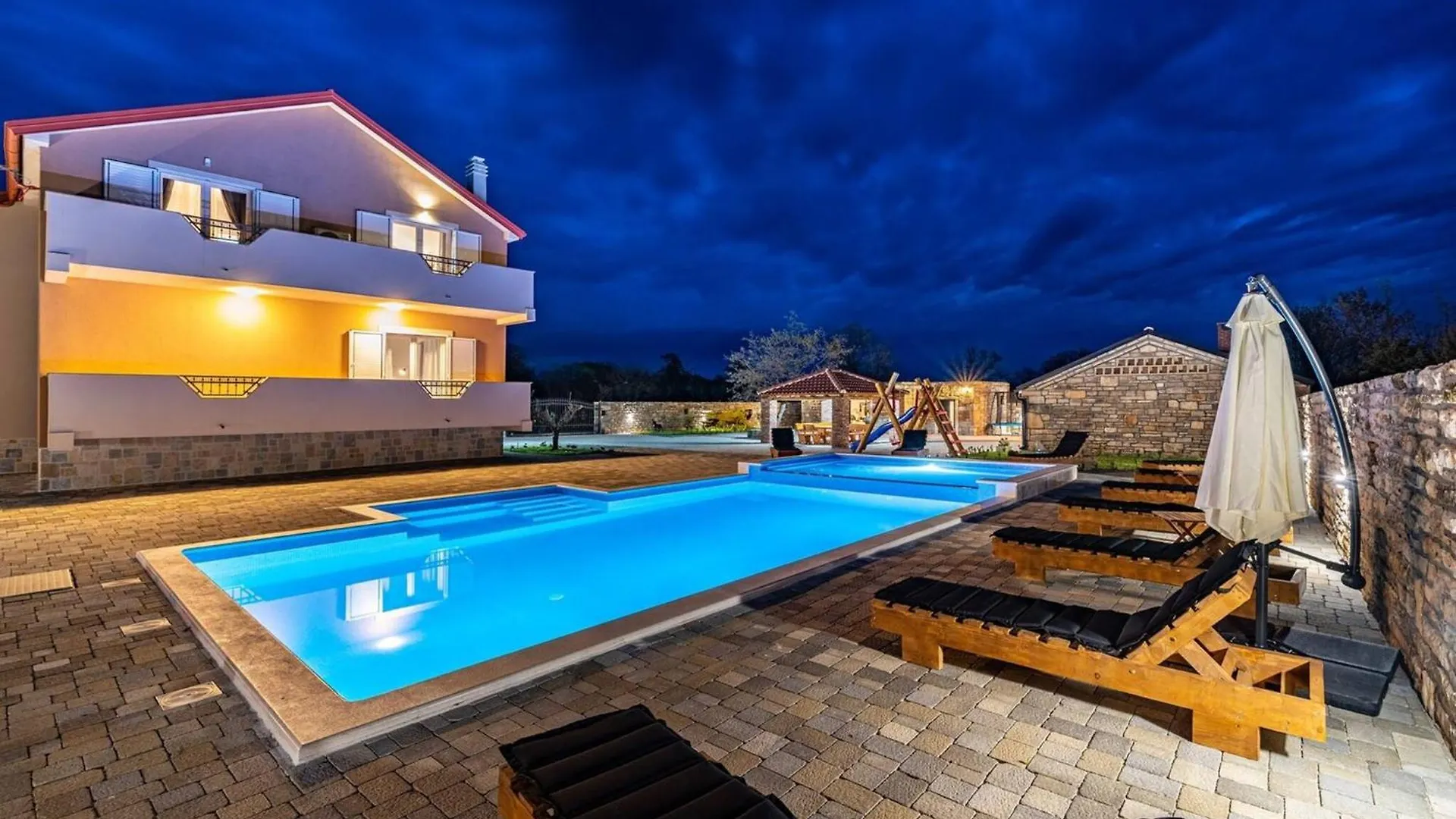 Holiday home My Dalmatia - Luxury Villa Escape With Private Pool, Game Room And Home Gym Perusic Benkovacki