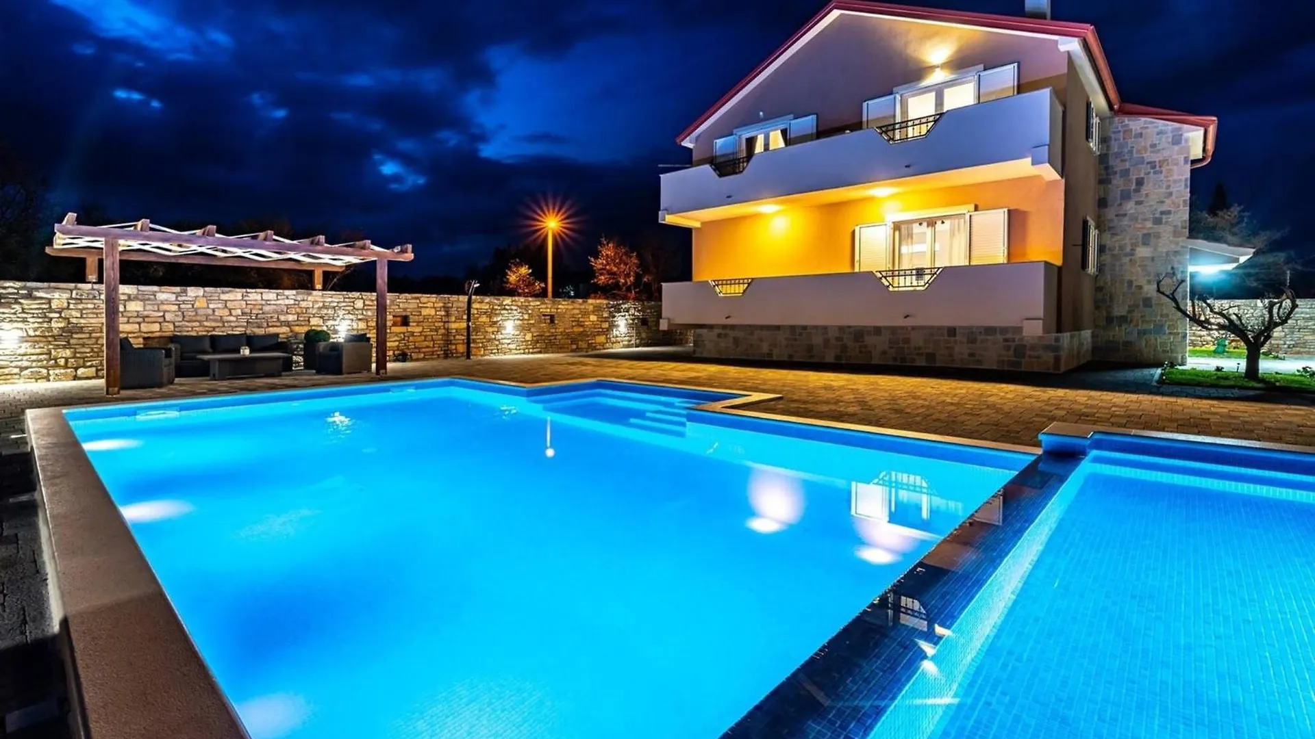 My Dalmatia - Luxury Villa Escape With Private Pool, Game Room And Home Gym Perusic Benkovacki